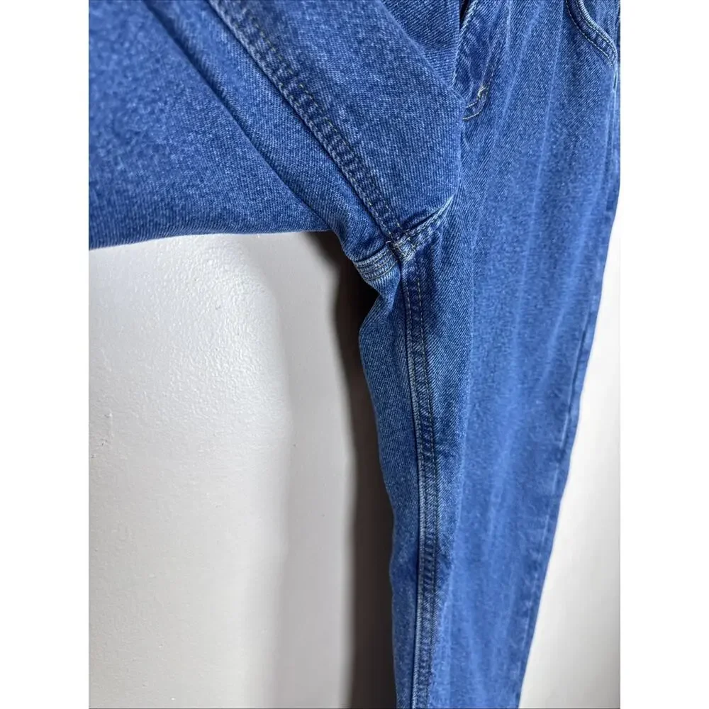 Carhartt behind clothing